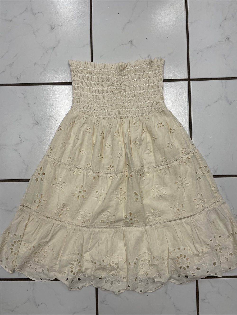 NWT American Eagle Women’s Cream Eyelet Babydoll Strapless Sundress Size Small